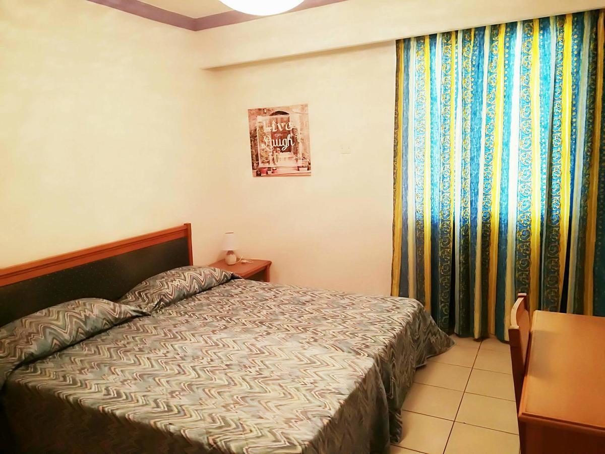 Mike'S Basilica Apartment Paphos Eksteriør bilde